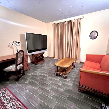 Хотел Антик Pernik Ngoại thất bức ảnh